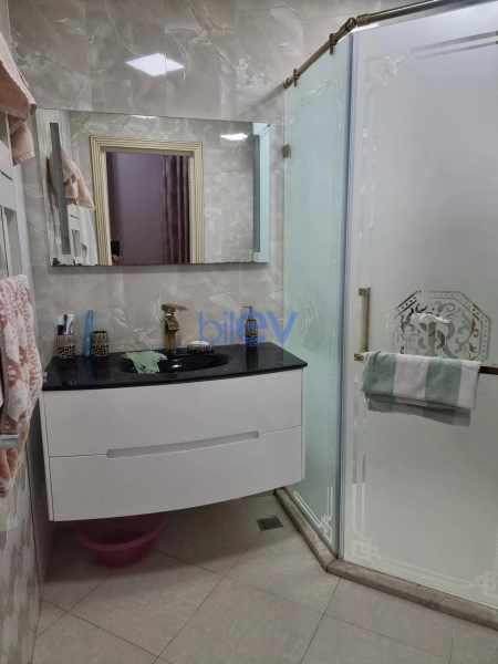 Satış 2 otaqlı Yeni Tikili bina evi  75m², Bakı