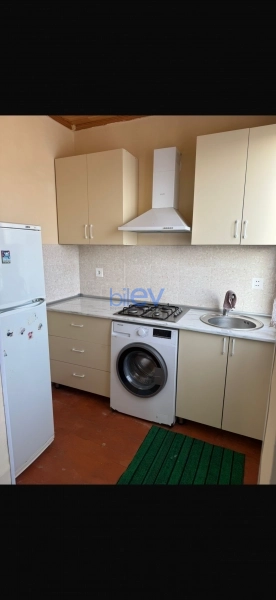 Aylıq Kirayə 2 otaqlı Həyət evi  60m², Bakı