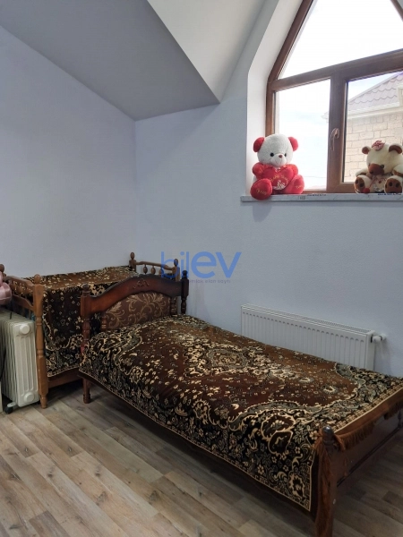 Satış 4 otaqlı Həyət evi  200m², Bakı