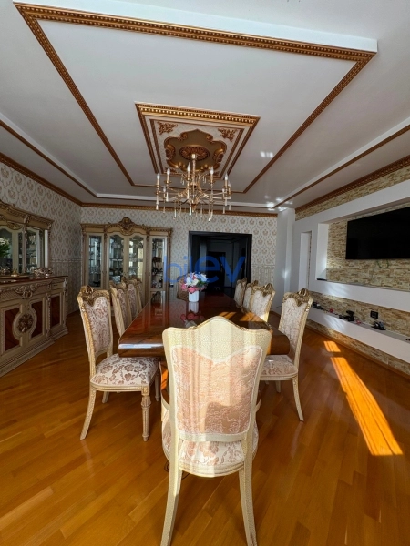 Satış 3 otaqlı Yeni Tikili bina evi  155m², Bakı