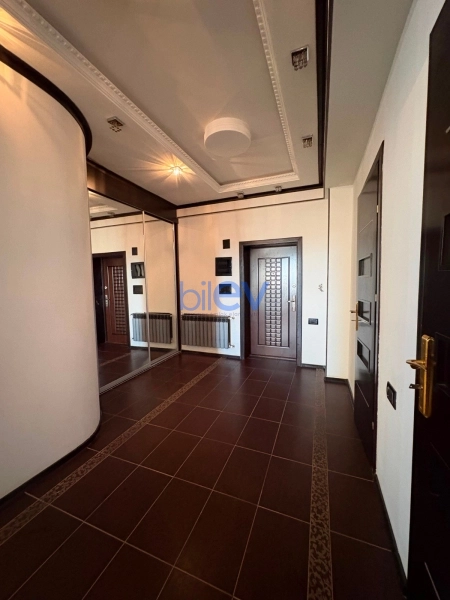 Satış 3 otaqlı Yeni Tikili bina evi  155m², Bakı
