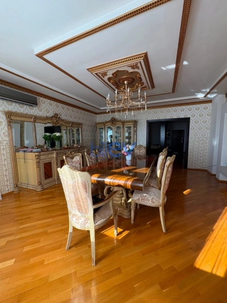 Satış 3 otaqlı Yeni Tikili bina evi  155m², Bakı