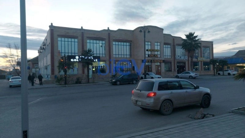 Satış 6 otaqlı Obyekt  2200m², Yevlax