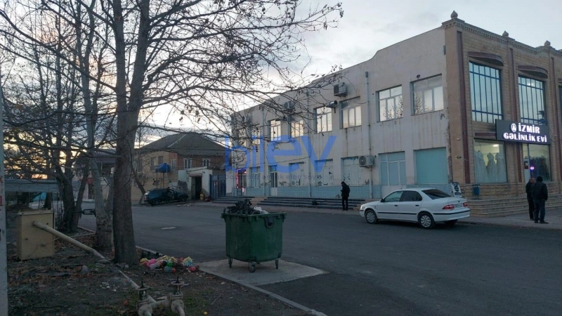 Satış 6 otaqlı Obyekt  2200m², Yevlax