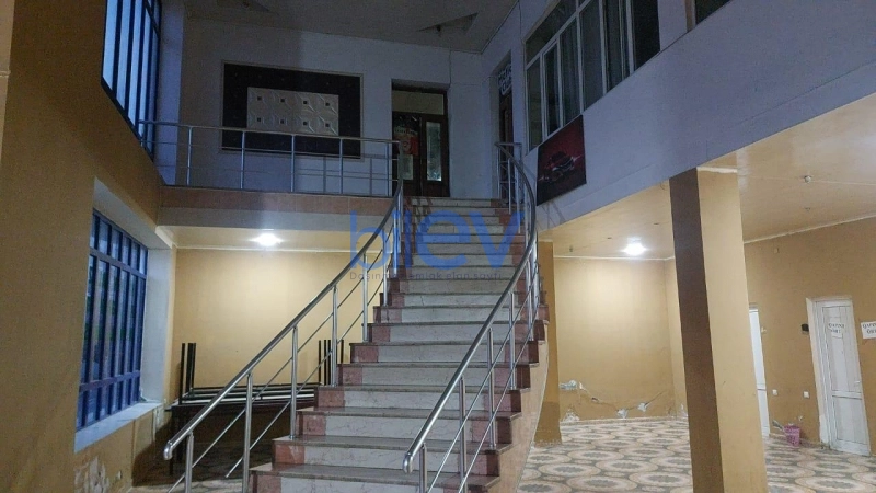 Satış 6 otaqlı Obyekt  2200m², Yevlax