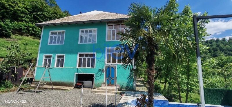 Günlük Kirayə 5 otaqlı Həyət evi  170m², Lerik