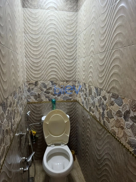 Satış 3 otaqlı Köhnə Tikili bina evi  70m², Bakı