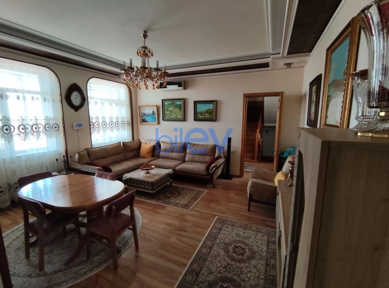 Satış 8 otaqlı Bağ evi  225m², Bakı