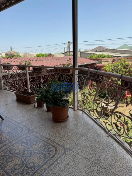 Satış 8 otaqlı Bağ evi  225m², Bakı