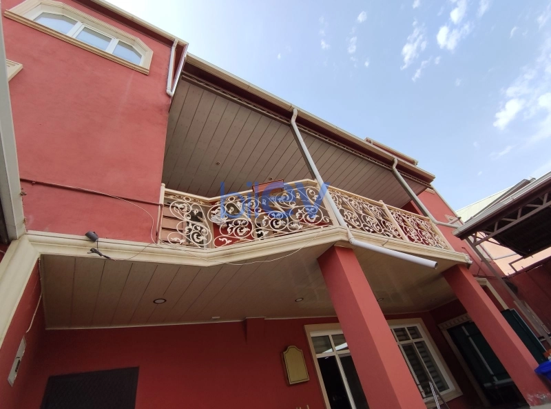Satış 8 otaqlı Bağ evi  225m², Bakı