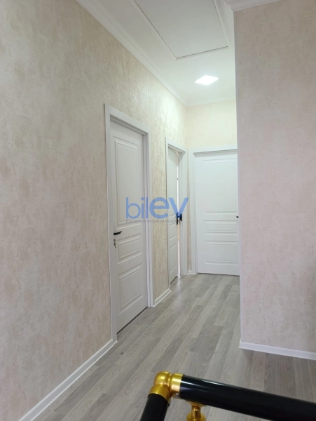 Satış 5 otaqlı Həyət evi  200m², Bakı