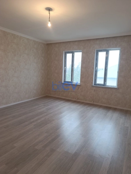 Satış 5 otaqlı Həyət evi  200m², Bakı