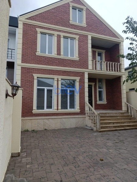 Satış 5 otaqlı Həyət evi  200m², Bakı