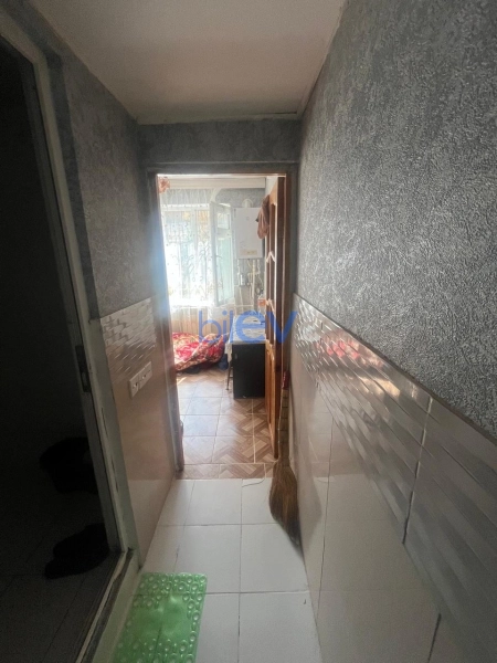 Satış 3 otaqlı Köhnə Tikili bina evi  50m², Bakı