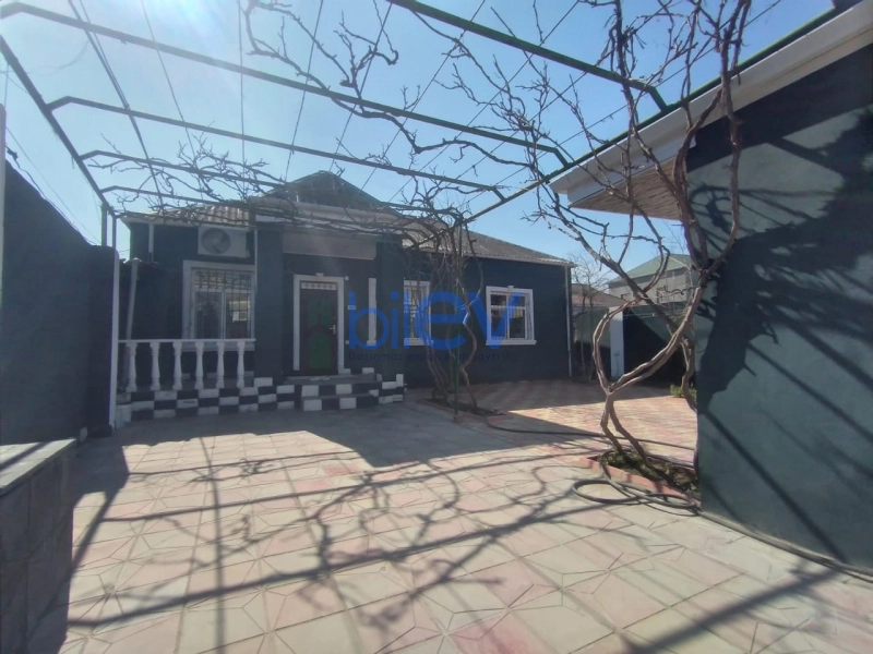 Satış 4 otaqlı Həyət evi  100m², Bakı