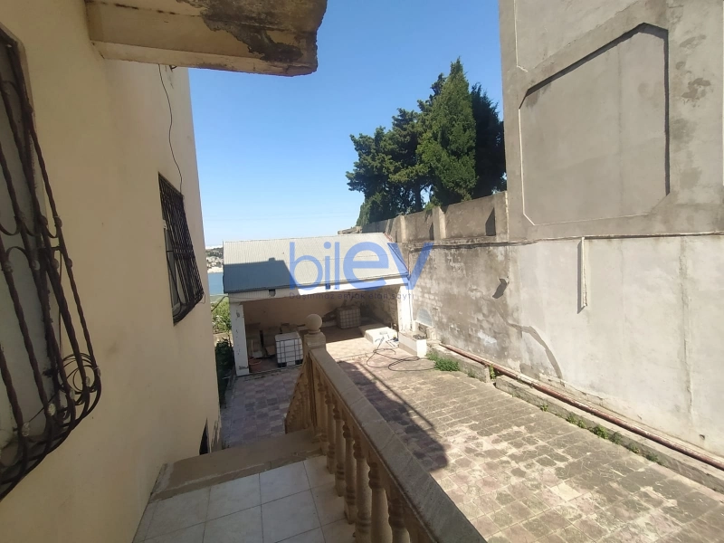 Satış 8 otaqlı Həyət evi  495m², Bakı