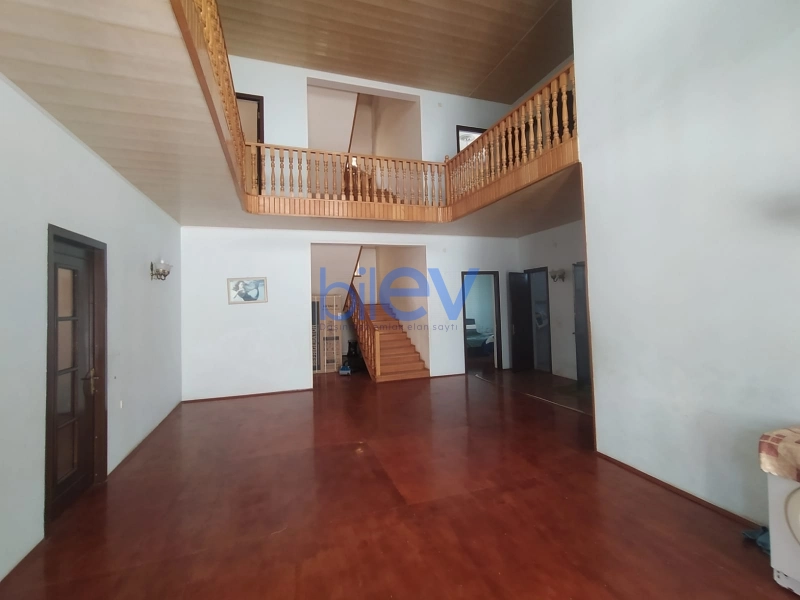 Satış 8 otaqlı Həyət evi  495m², Bakı