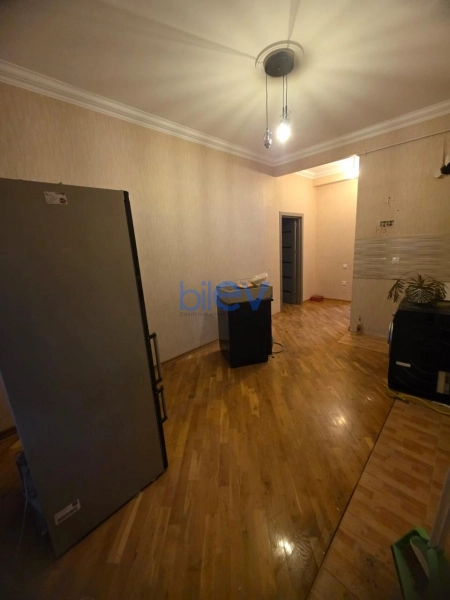 Satış 2 otaqlı Yeni Tikili bina evi  70m², Bakı