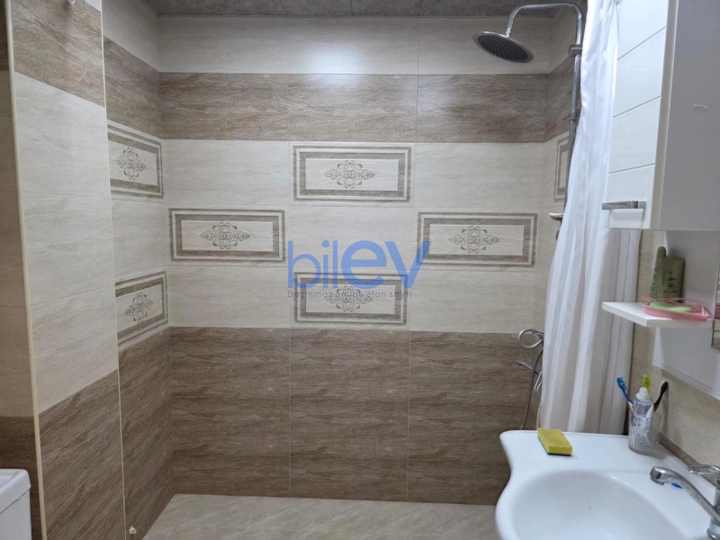 Satış 2 otaqlı Yeni Tikili bina evi  70m², Bakı