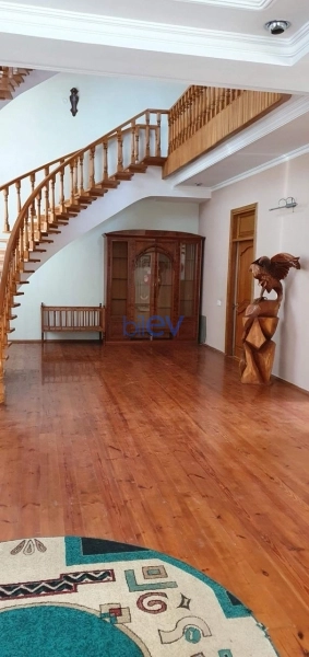 Satış 5 otaqlı Həyət evi  350m², Bakı