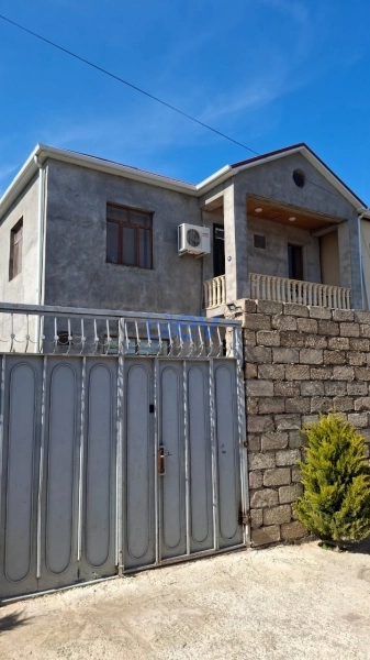 Satış 4 otaqlı Həyət evi  200m², Bakı