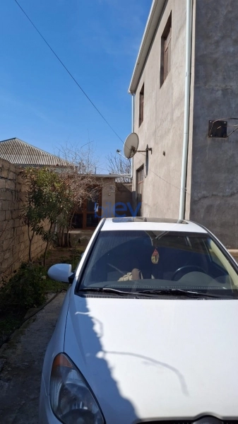 Satış 4 otaqlı Həyət evi  200m², Bakı