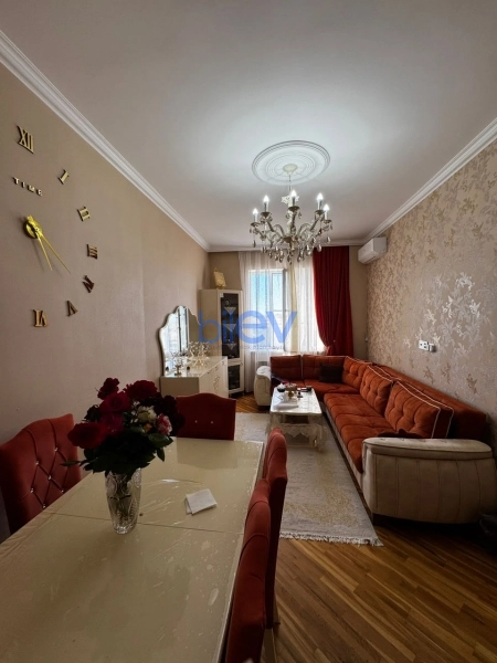 Satış 3 otaqlı Yeni Tikili bina evi  70m², Bakı