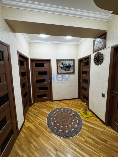 Satış 3 otaqlı Yeni Tikili bina evi  70m², Bakı