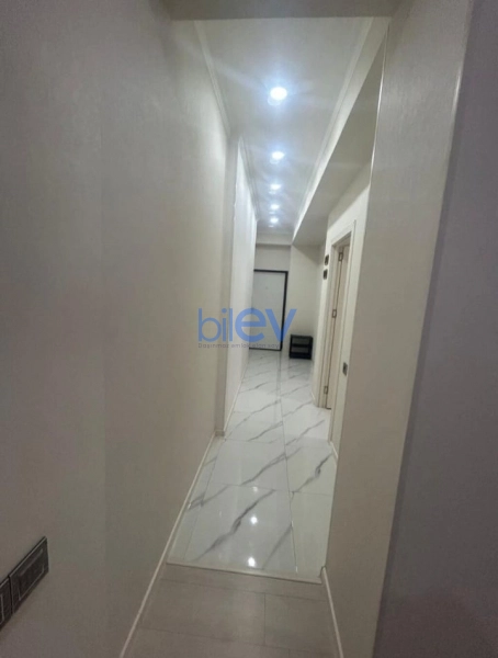 Satış 3 otaqlı Yeni Tikili bina evi  70m², Bakı