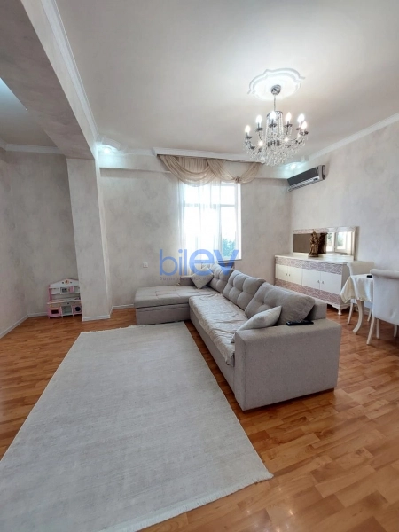 Aylıq Kirayə 3 otaqlı Yeni Tikili bina evi  93m², Sumqayıt