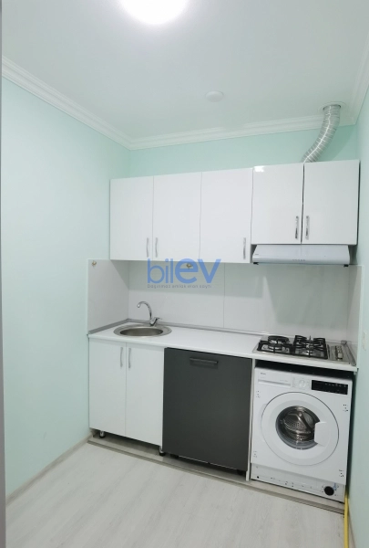 Aylıq Kirayə 3 otaqlı Yeni Tikili bina evi  80m², Bakı