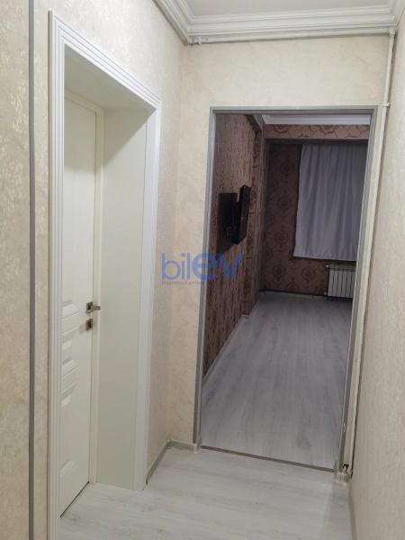 Aylıq Kirayə 3 otaqlı Yeni Tikili bina evi  80m², Bakı