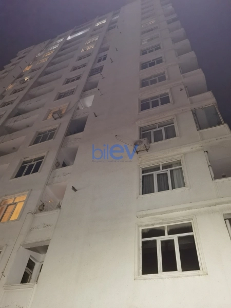 Aylıq Kirayə 3 otaqlı Yeni Tikili bina evi  80m², Bakı