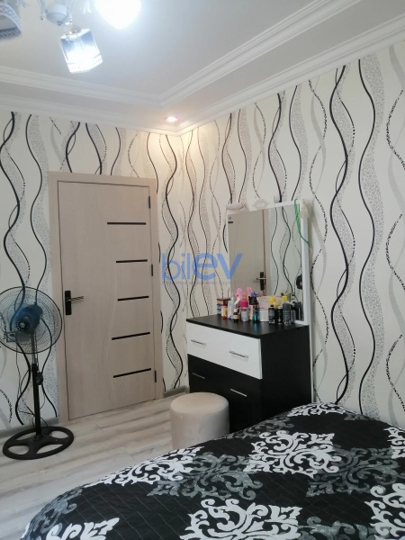Satış 7 otaqlı Həyət evi  4000m², Bakı