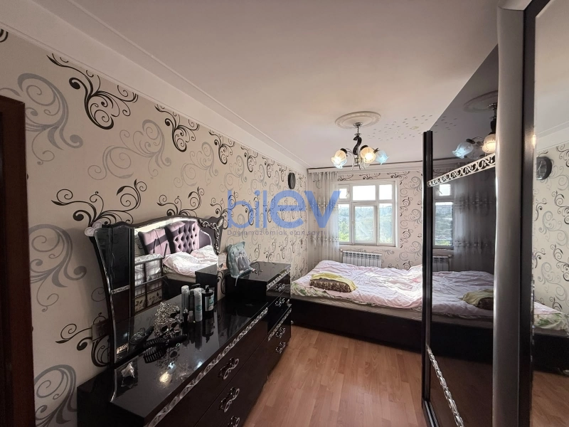Satış 3 otaqlı Köhnə Tikili bina evi  70m², Sumqayıt