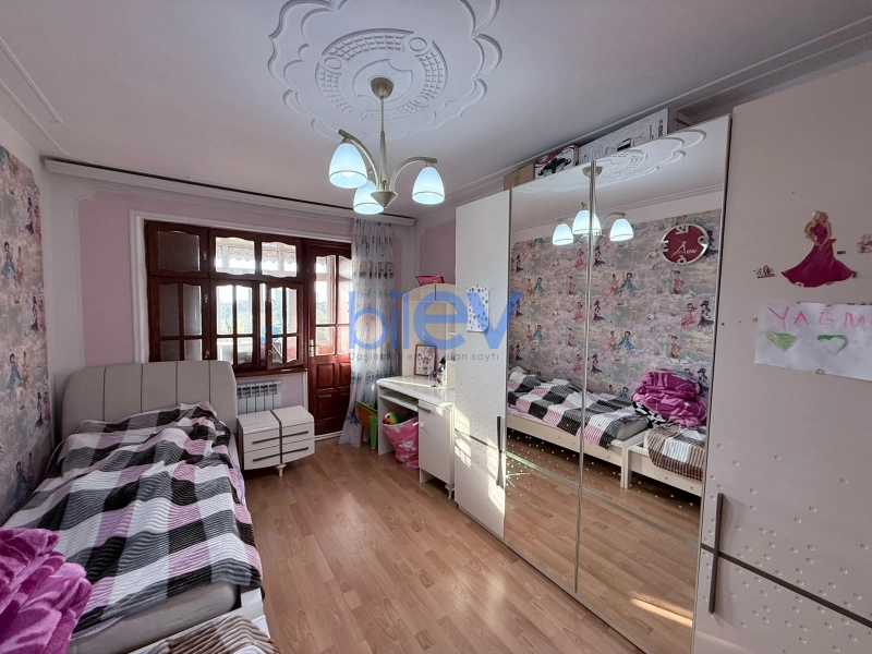 Satış 3 otaqlı Köhnə Tikili bina evi  70m², Sumqayıt