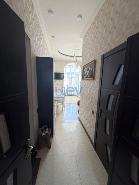 Satış 2 otaqlı Köhnə Tikili bina evi  56m², Bakı