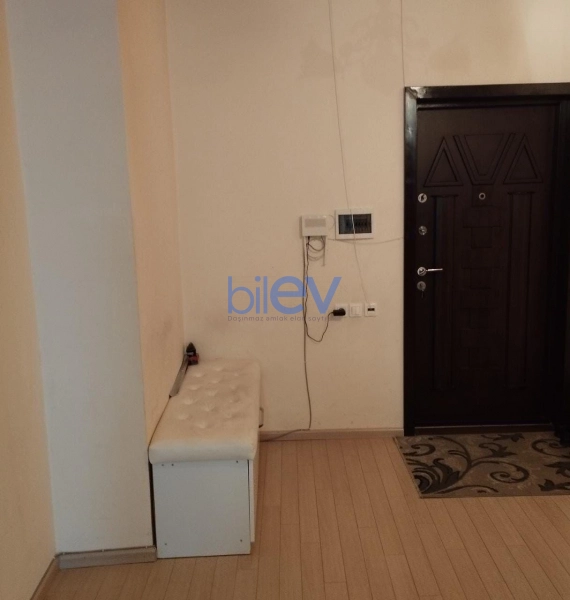 Satış 3 otaqlı Köhnə Tikili bina evi  108m², Bakı