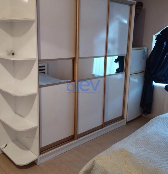 Satış 3 otaqlı Köhnə Tikili bina evi  108m², Bakı