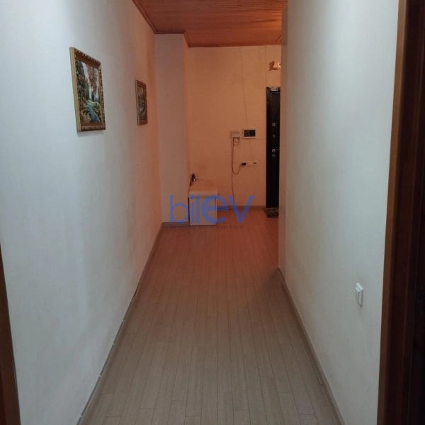 Satış 3 otaqlı Köhnə Tikili bina evi  108m², Bakı