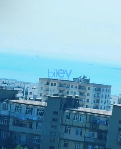 Satış 3 otaqlı Köhnə Tikili bina evi  108m², Bakı