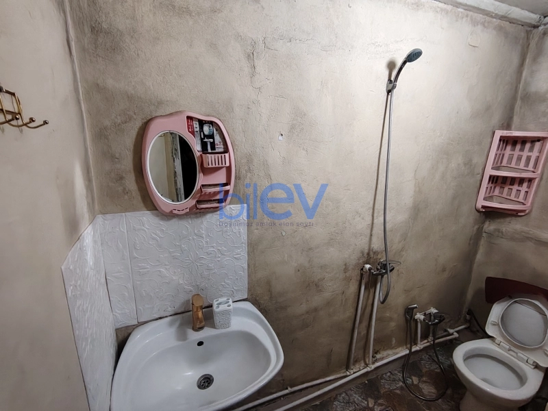 Aylıq Kirayə 2 otaqlı Həyət evi  40m², Bakı