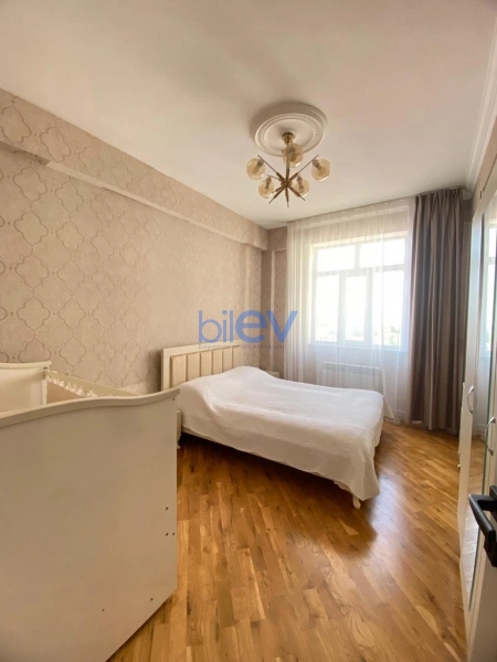 Satış 2 otaqlı Yeni Tikili bina evi  70m², Bakı