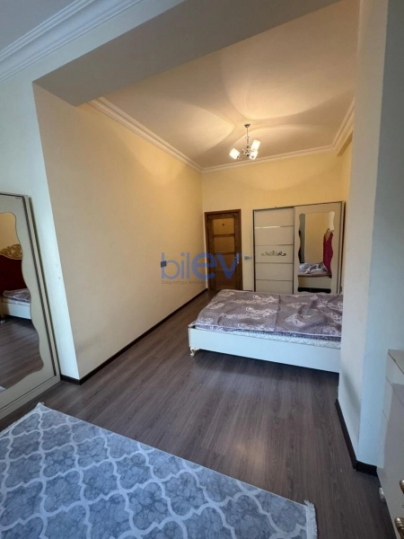 Aylıq Kirayə 2 otaqlı Yeni Tikili bina evi  110m², Bakı