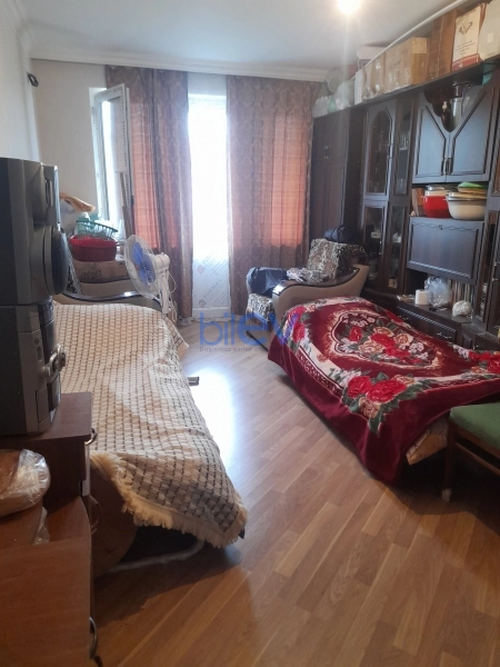 Aylıq Kirayə 2 otaqlı Köhnə Tikili bina evi  40m², Xırdalan