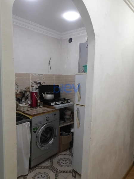 Aylıq Kirayə 2 otaqlı Köhnə Tikili bina evi  40m², Xırdalan