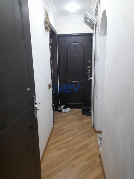 Aylıq Kirayə 2 otaqlı Köhnə Tikili bina evi  40m², Xırdalan