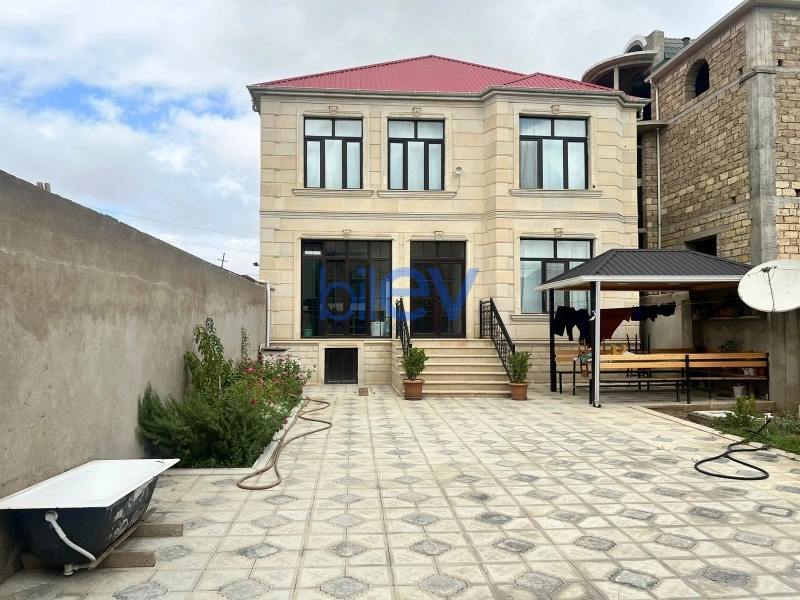 Satış 6 otaqlı Həyət evi  220m², Bakı