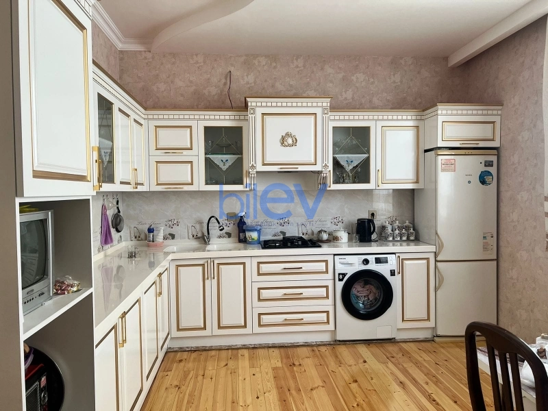 Satış 6 otaqlı Həyət evi  220m², Bakı