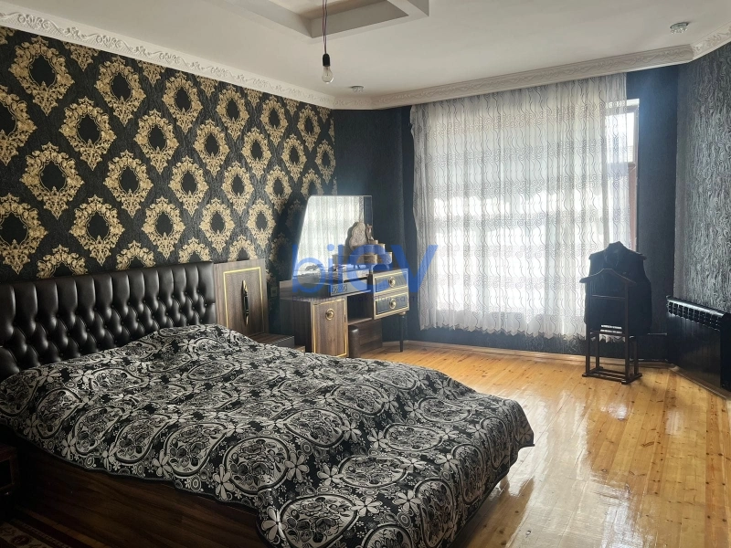 Satış 6 otaqlı Həyət evi  220m², Bakı